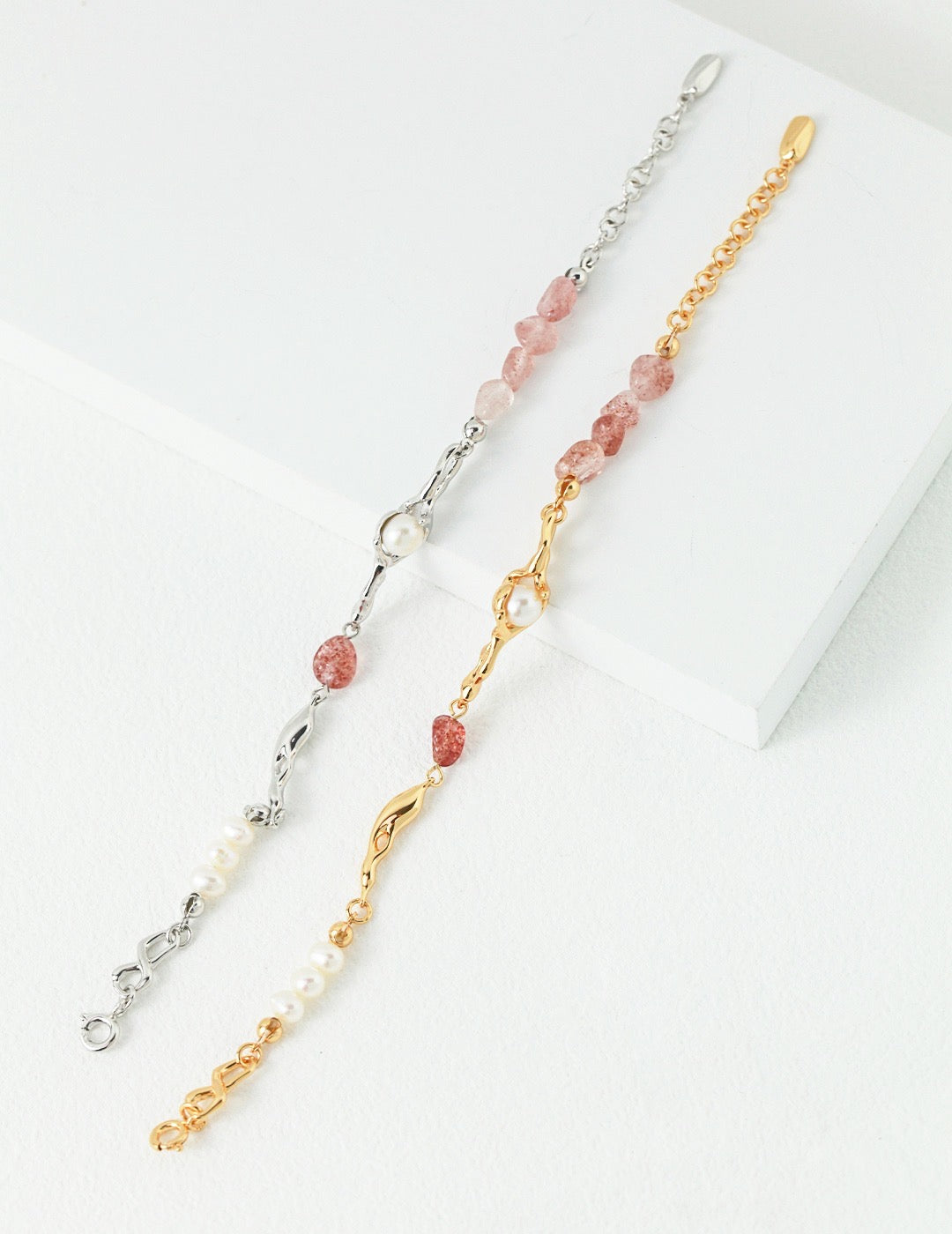 Pearl Bracelets,Strawberry Crystal Bracelet,Dainty Minimalist Bracelet, Perfect for Everyday Wear