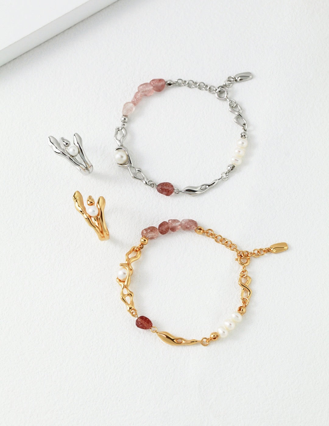 Pearl Bracelets,Strawberry Crystal Bracelet,Dainty Minimalist Bracelet, Perfect for Everyday Wear