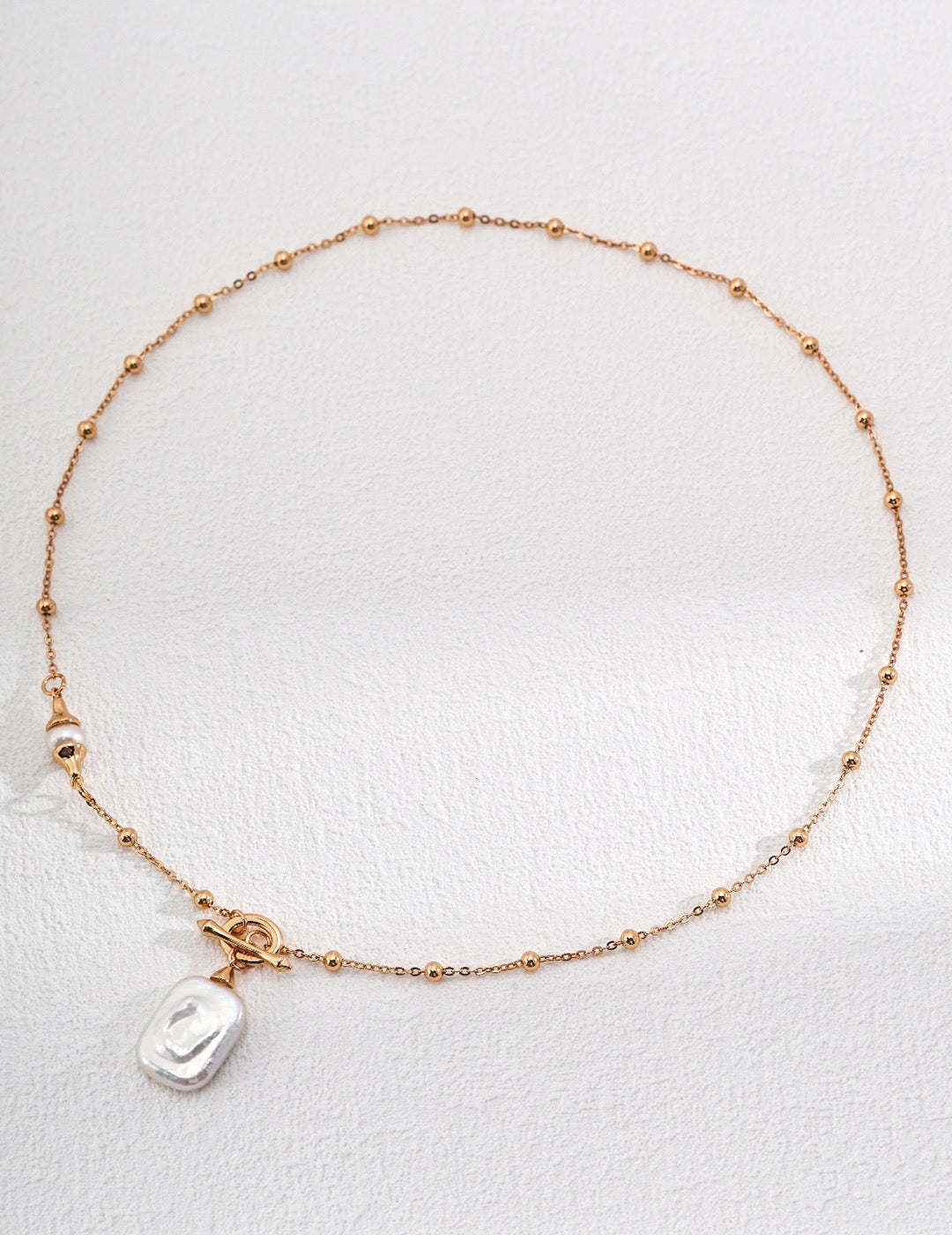 Natural Pearls Pendant Necklace
