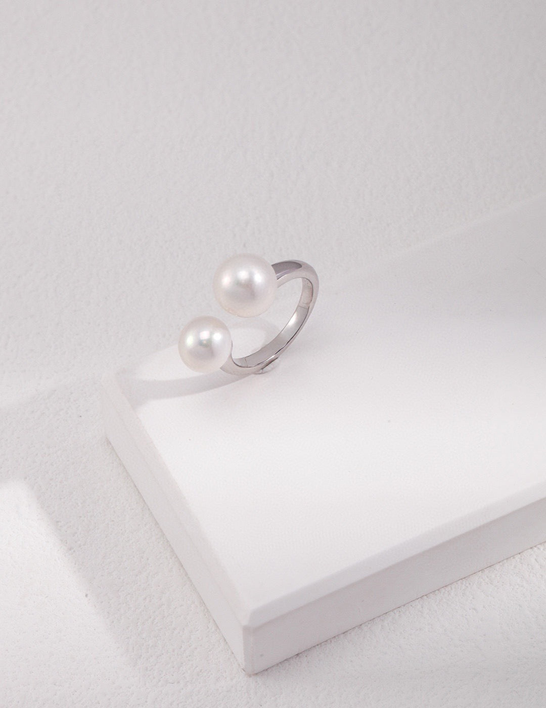 Smile Ring,Pearl Ring,Modern Minimalist Ring,Elegant Gemstone Ring