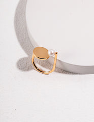 Geometric Pearl Ring