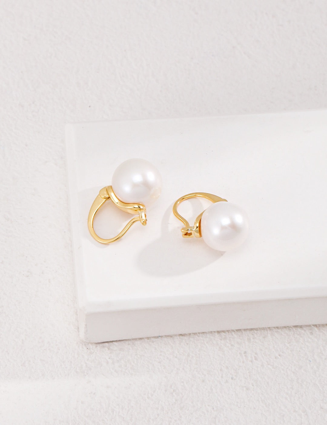 Natural Pearl Earring