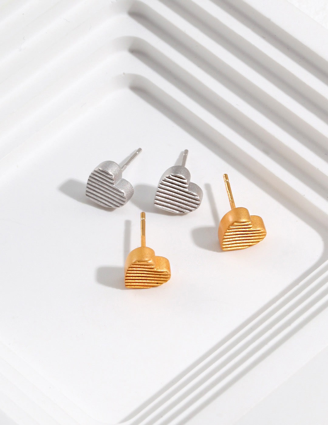 Love Earrings YE0085