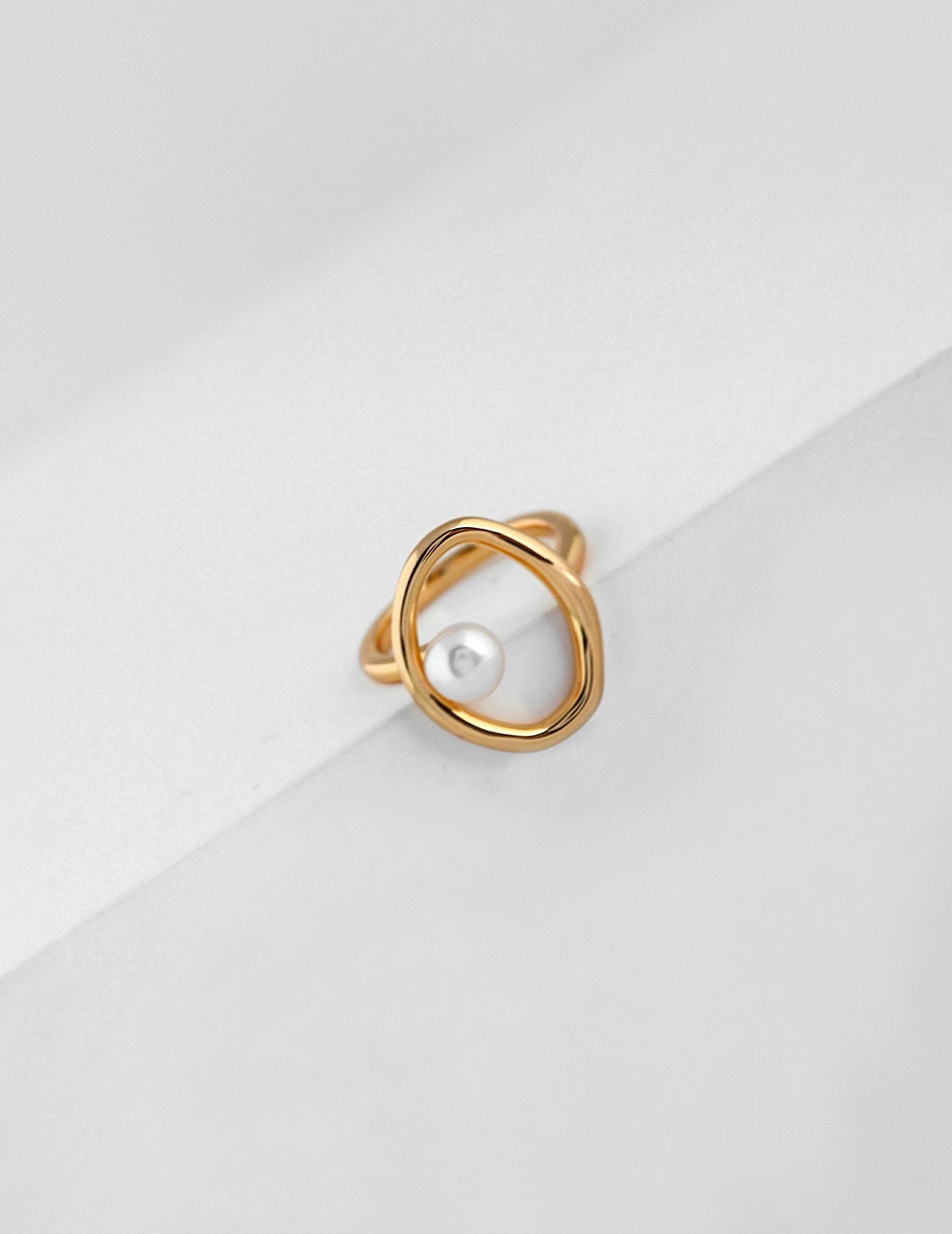 Pearl Ring, Unique Ring, Elegant Gemstone Ring, Unique Geometric Ring J0095