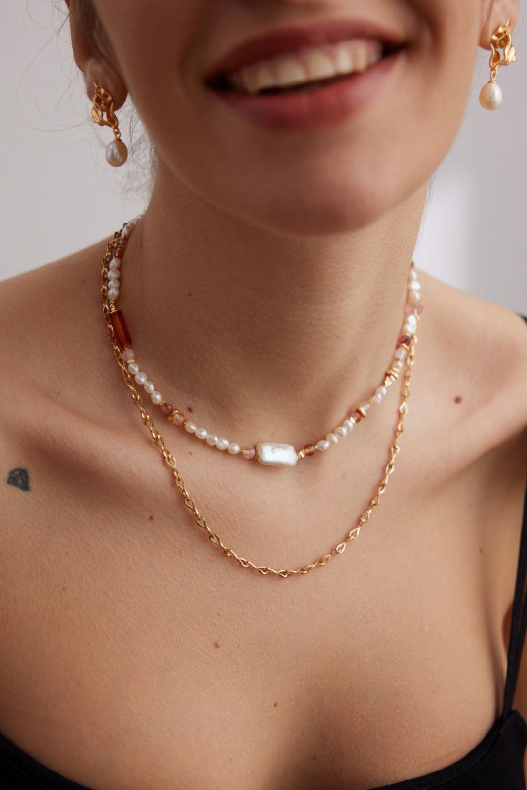 Pearl Necklace , Strawberry Crystal Necklace